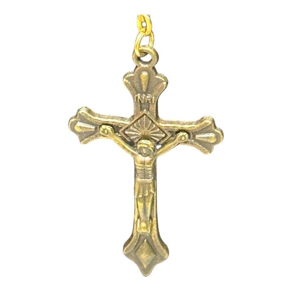 Vintage Rosary Saint Therese Medal Crucifix Red Glass Beads Gold Tone Religious - Picture 2 of 7